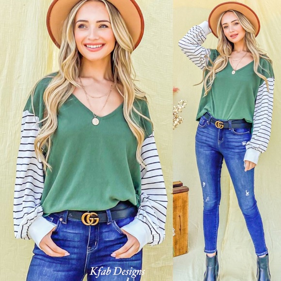 ❤️LAST 1! V Neck Kelly Green Stripe Contrast Ballon Sleeve Soft Knit Top! - Picture 2 of 11